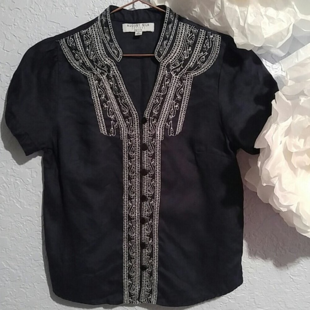 August Silk Options Petite Linen Embroidered Front Button Down Front Top SZ PL